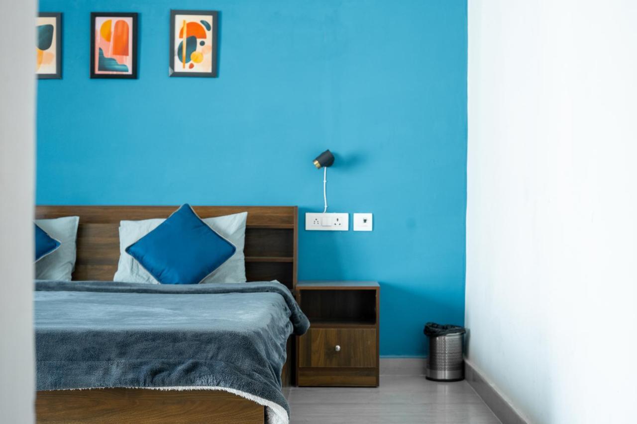 גורגאון Flxho Uno - Serviced Apartment & Rooms - Golf Course Road מראה חיצוני תמונה