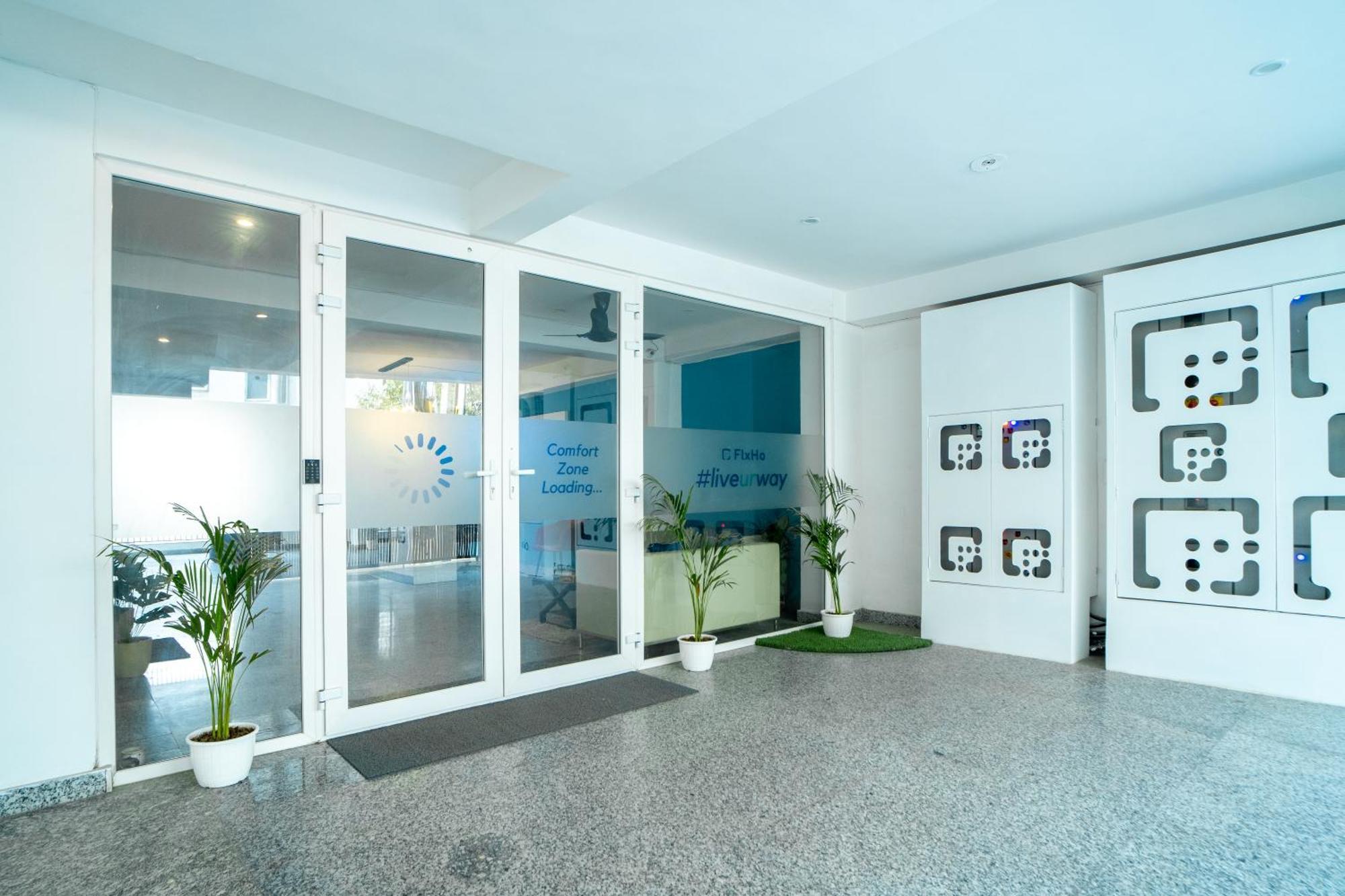 גורגאון Flxho Uno - Serviced Apartment & Rooms - Golf Course Road מראה חיצוני תמונה